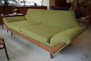 バトン：イエローグリーン