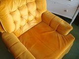 サフランイエローソファ